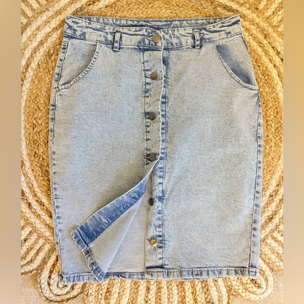 🌾 - Denim Button-Front Denim Pencil Skirt